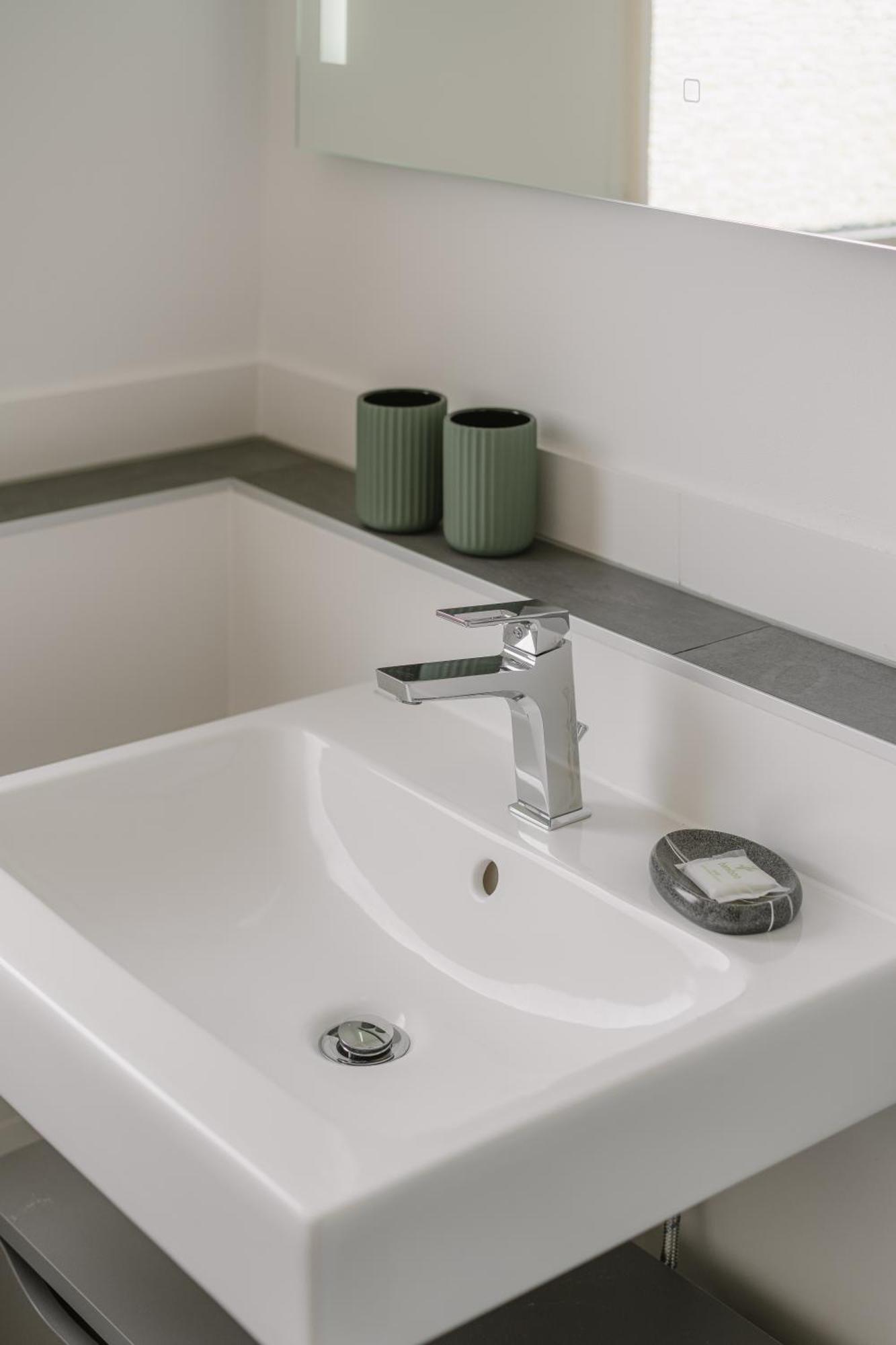 Exklusiv & Zentral: 1-Zi. Apartment Mit Balkon Stellplatz Bayreuth Ngoại thất bức ảnh